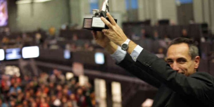 4 Volte Campione del Mondo di Trading Rivela il Suo “Segreto” per Rendimenti Eccezionali